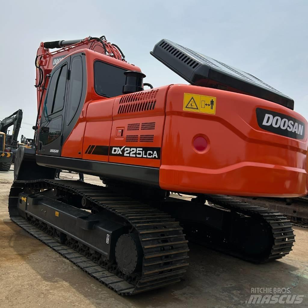 Doosan DX 225 LC Beltegraver
