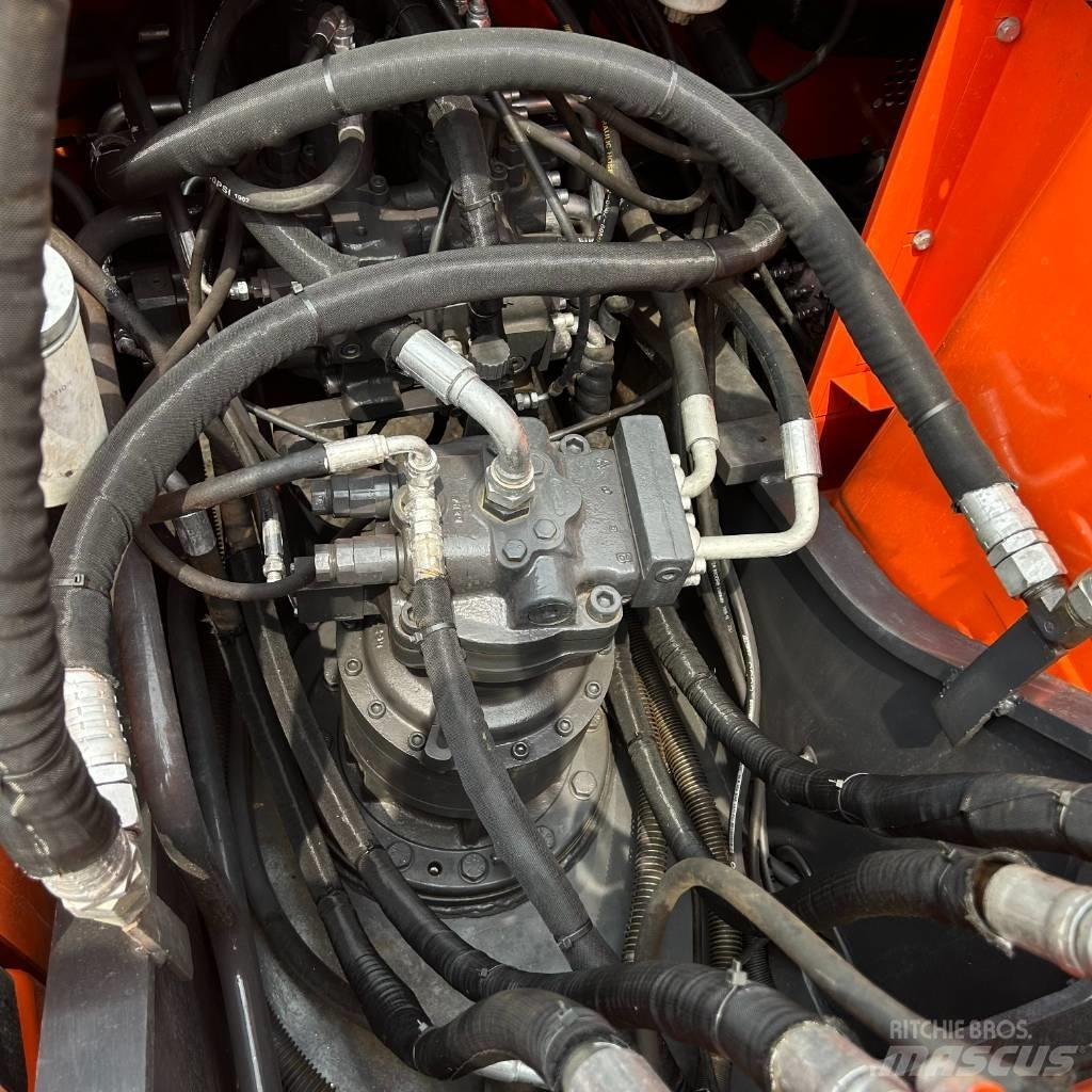 Doosan DX 225 LC Beltegraver