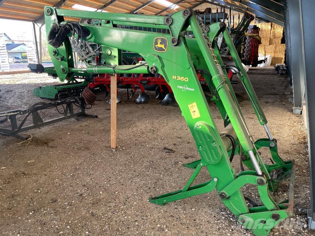 John Deere H 360 Frontlastere og graveredskap
