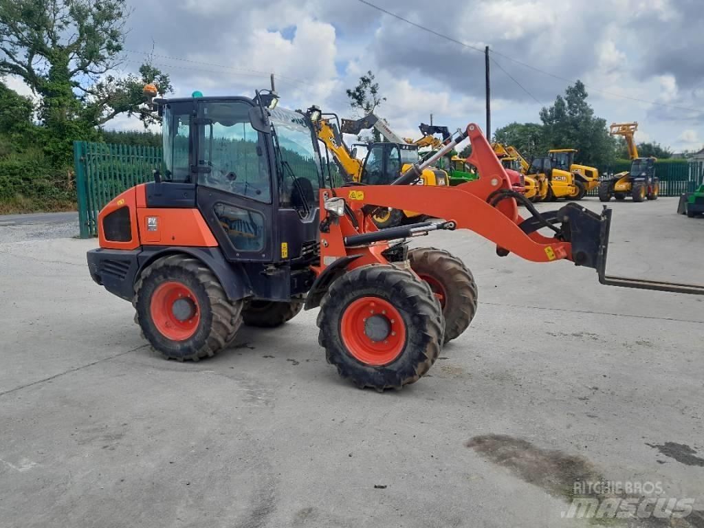 Kubota R 085 Hjullastere