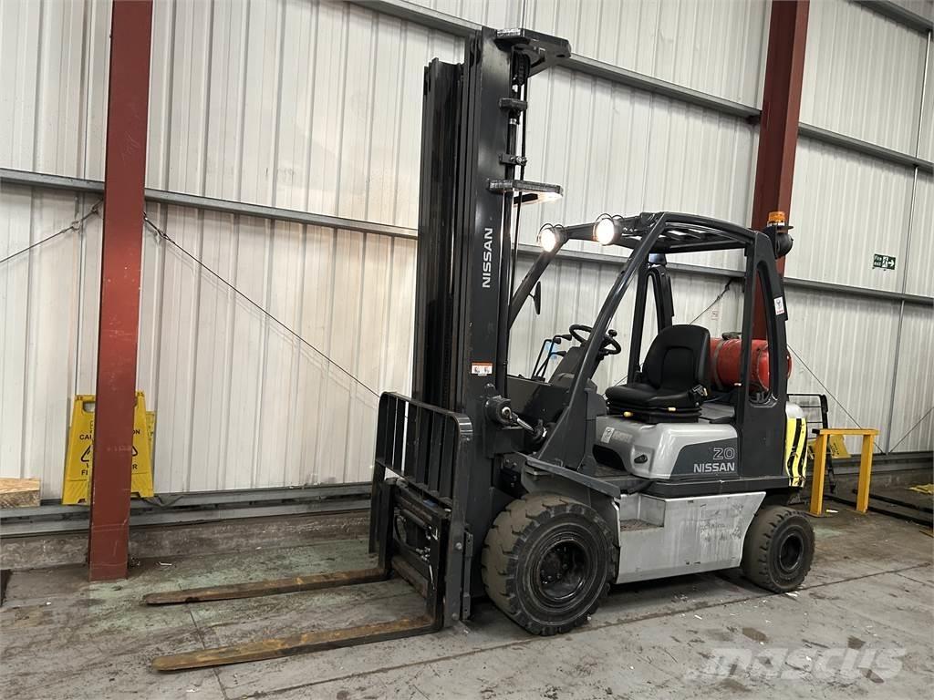 Nissan U1D2A20LQ Propan trucker