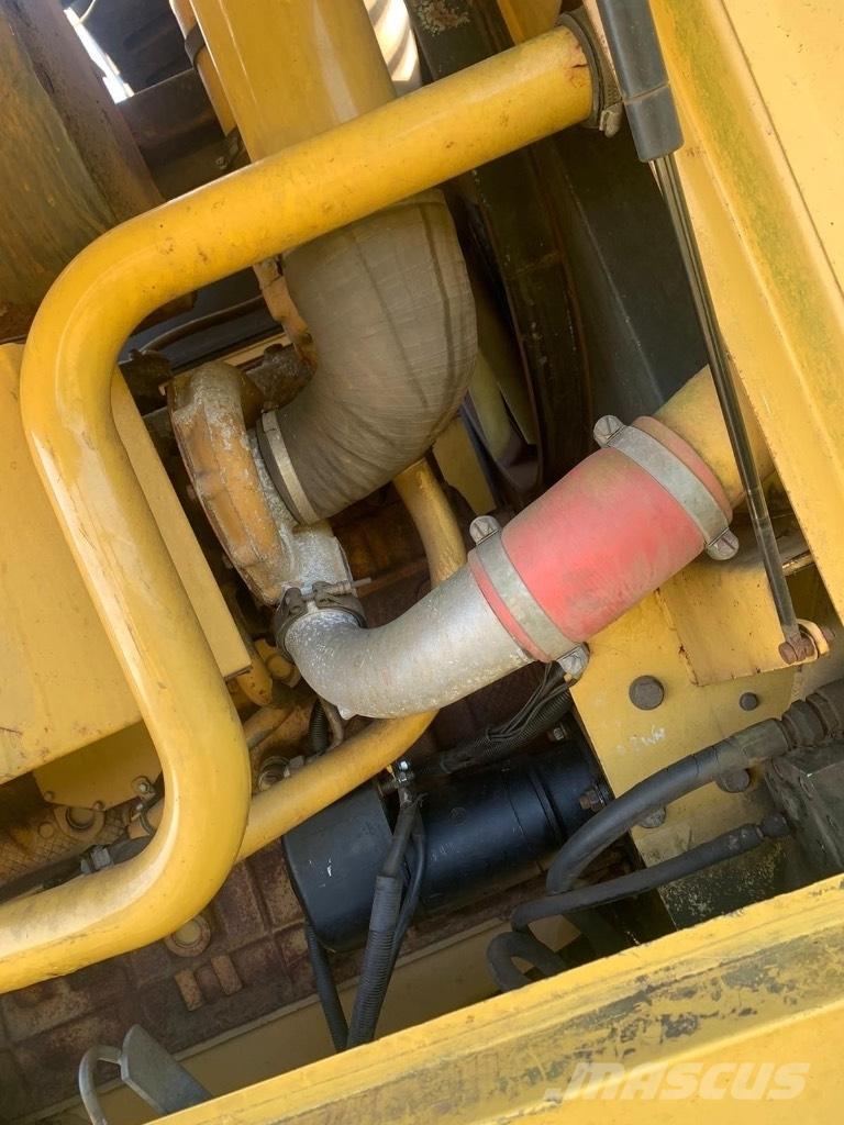 New Holland Fx375 Selvdrevne fôrhøstere