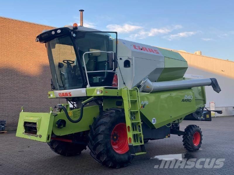 CLAAS AVERO 240 Skurtreskere