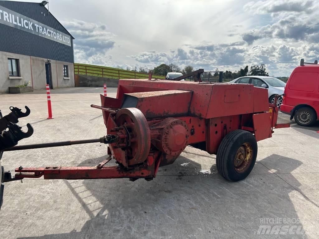 Massey Ferguson 120 Firkantpresser