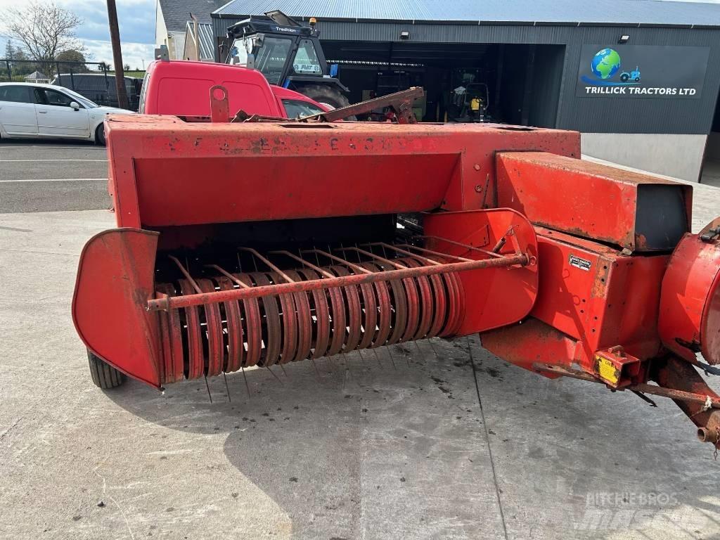 Massey Ferguson 120 Firkantpresser