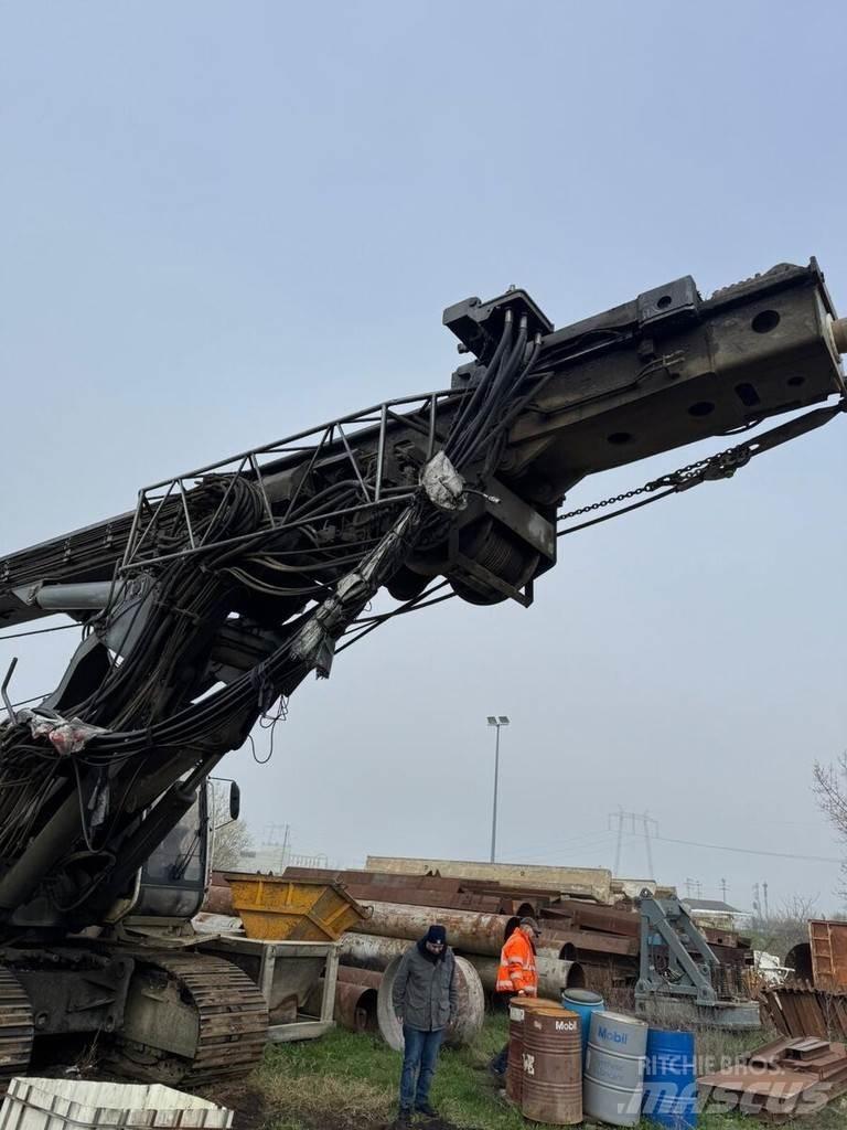Liebherr LB 28 Store borerigger