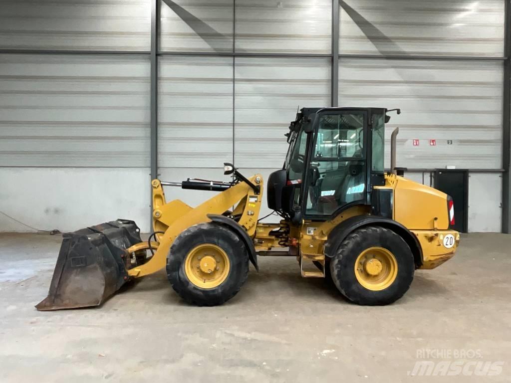 CAT 908 M Hjullastere