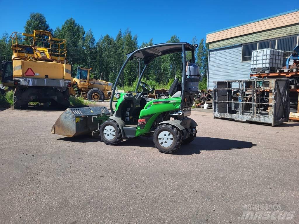 Avant 225 Kompaktlaster