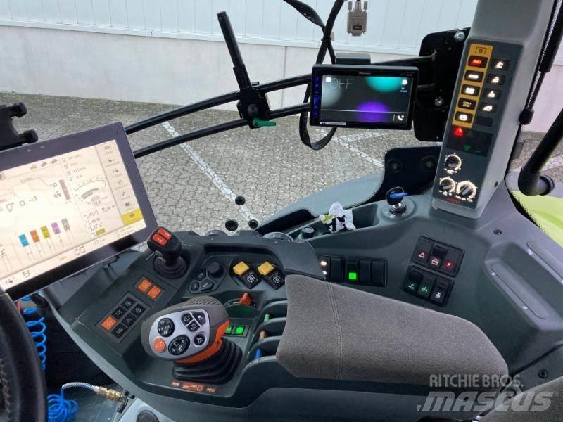 CLAAS AXION 870 Traktorer