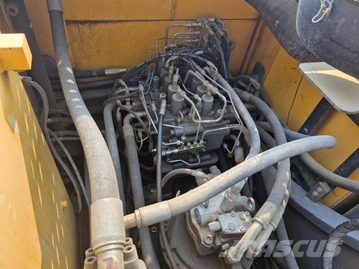 Volvo EC 300 EL Beltegraver