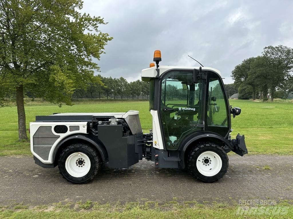 Multihog MX-75 Traktorer