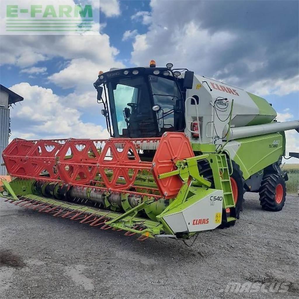 CLAAS tucano 440 Skurtreskere