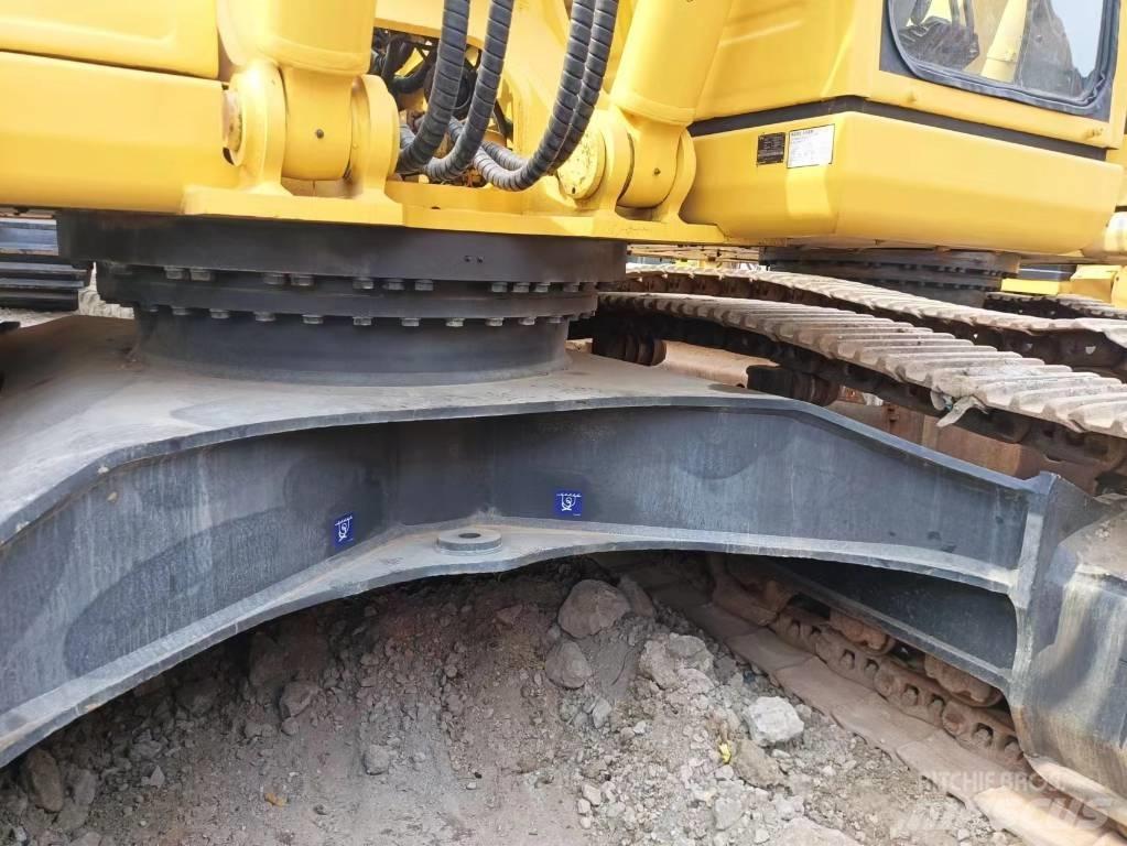 Komatsu PC 400-8 Beltegraver