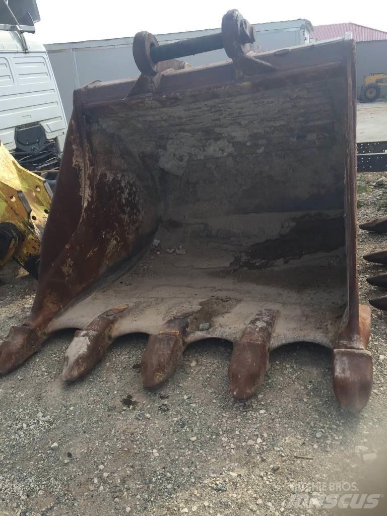 CAT 385C Beltegraver