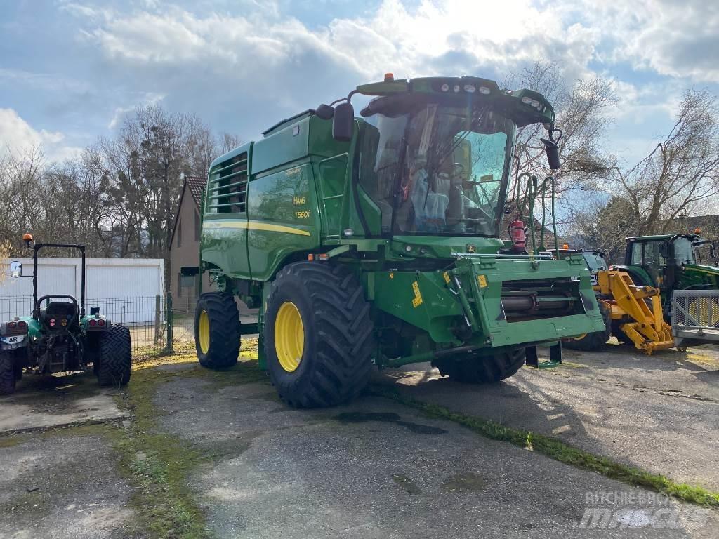 John Deere T560 HM Skurtreskere