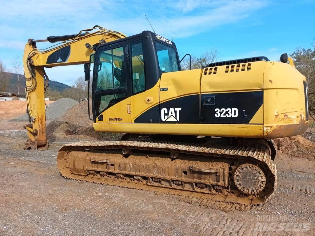 CAT 323 DL Beltegraver