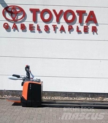 Toyota LPE 250 Lavtløftende truck