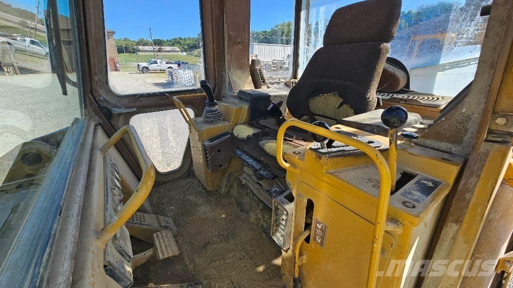 CAT 963 B Beltelastere