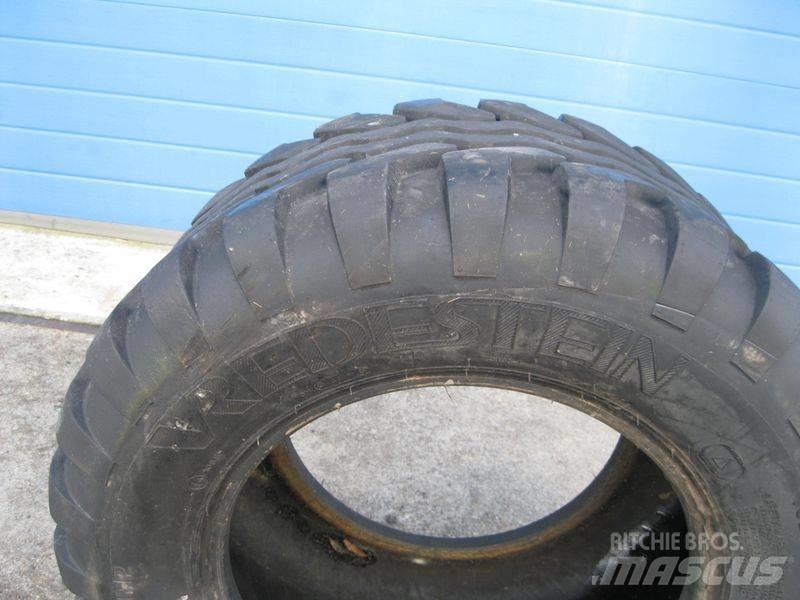 Vredestein 380/55R17 Dekk, hjul og felger