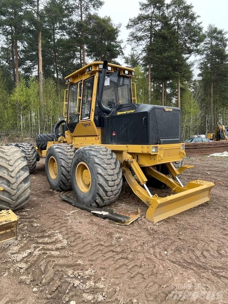 Tigercat 1075C Lassbærere