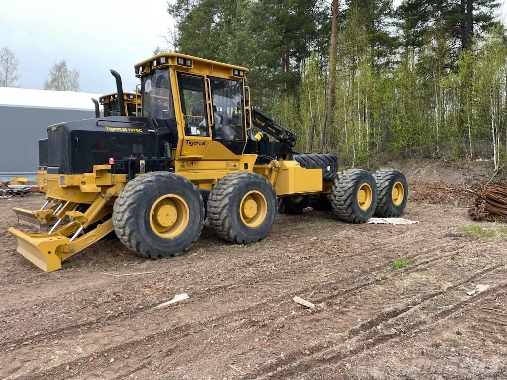 Tigercat 1075C Lassbærere