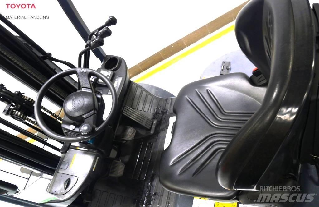 Toyota 02-8FGF18 Propan trucker