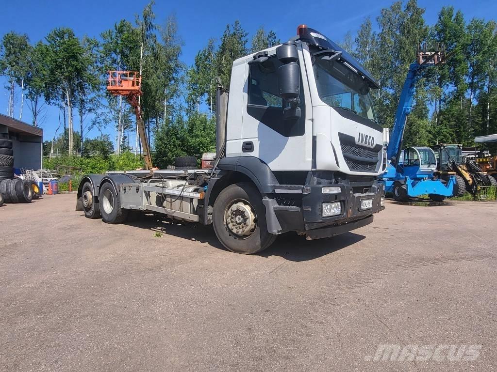Iveco Stralis-360 Flatvogn med vinsj