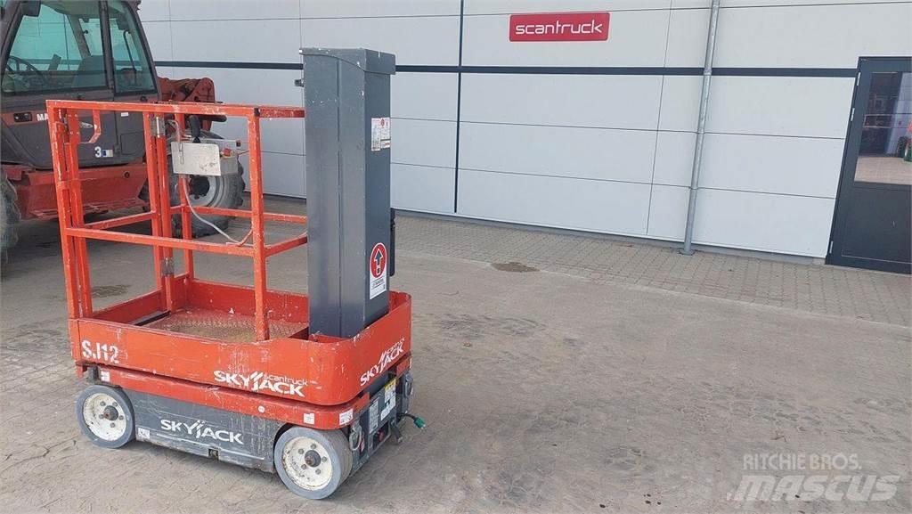 SkyJack SJ12 Personløftere