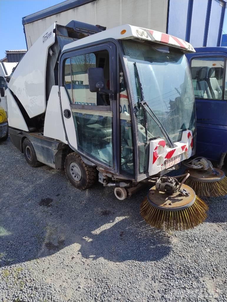 Johnston CN 200 Feiemaskiner