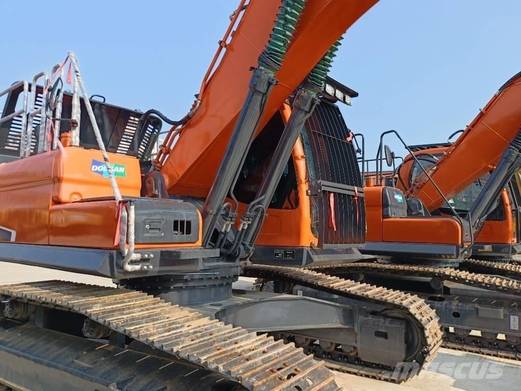 Doosan DX300-9 Beltegraver
