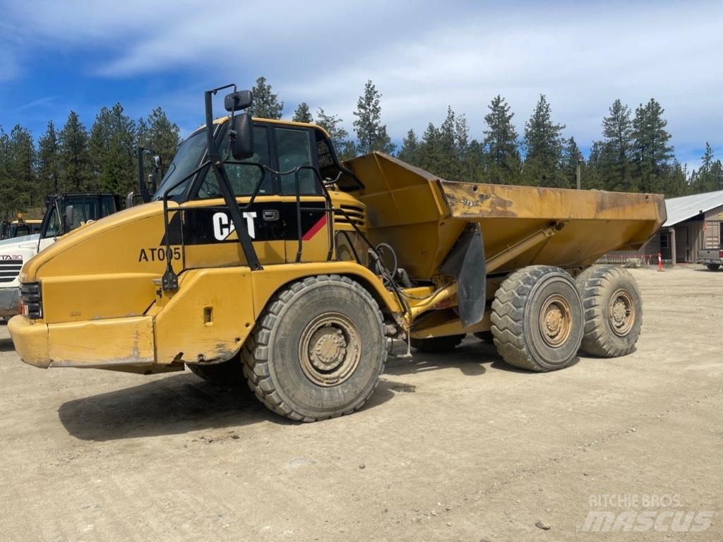CAT 725 Rammestyrte Dumpere