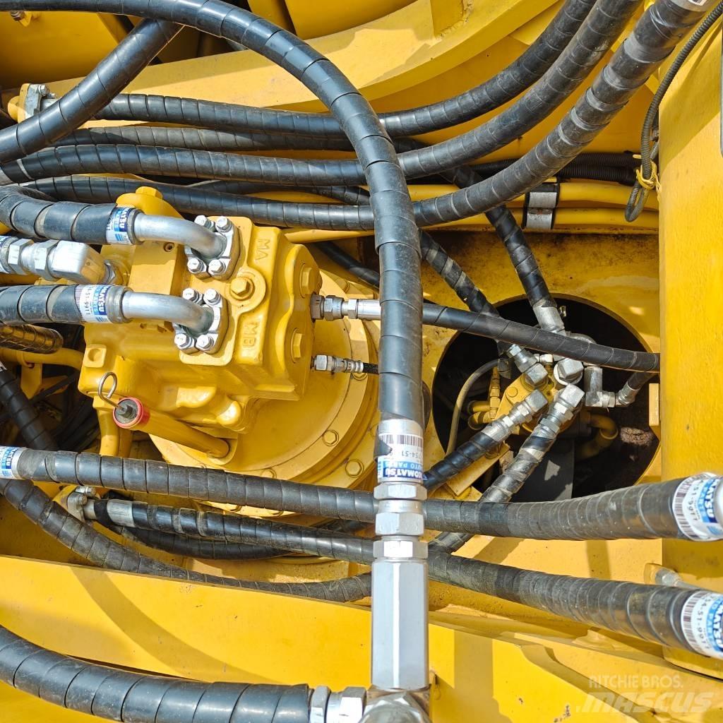 Komatsu 350-7 Beltegraver
