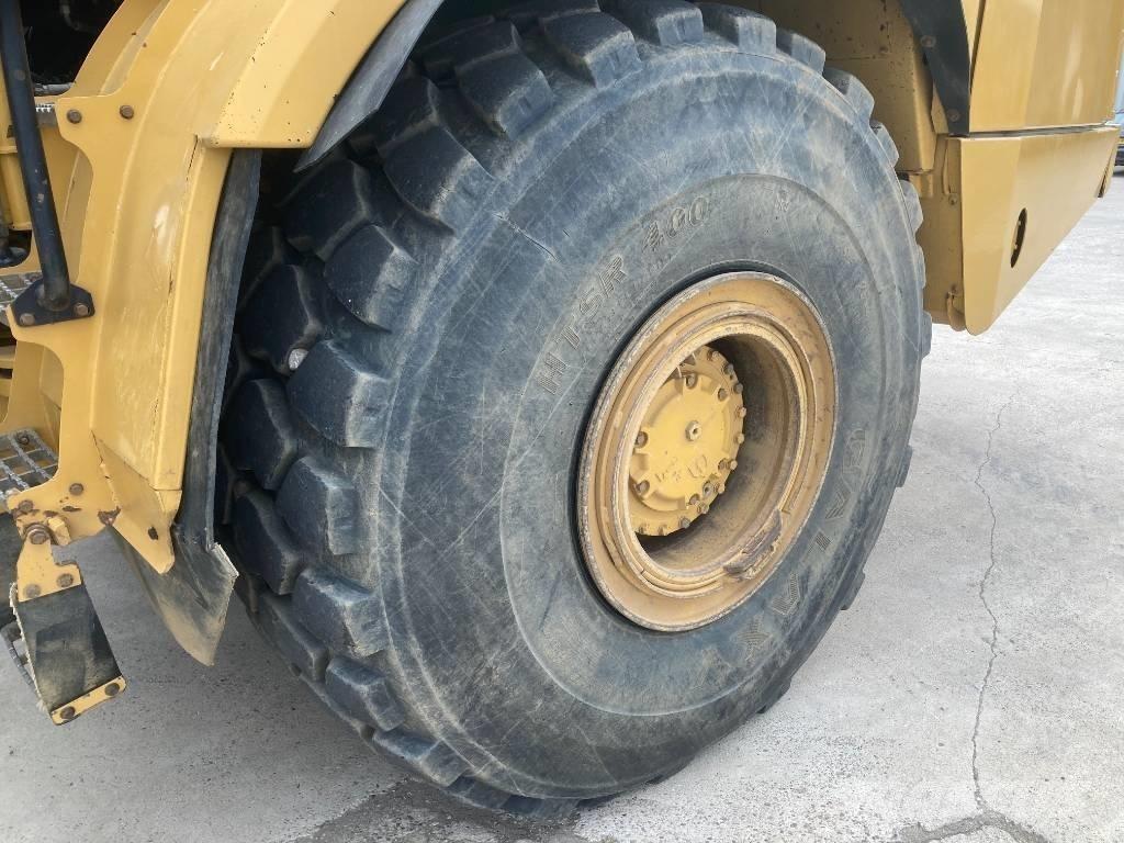CAT 745 Rammestyrte Dumpere