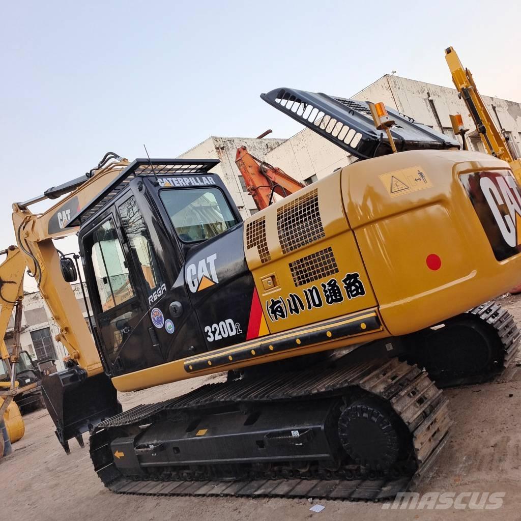 CAT 320 D2L Beltegraver