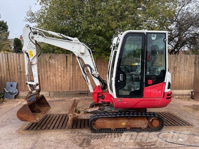 Takeuchi TB 230 Minigravere <7t