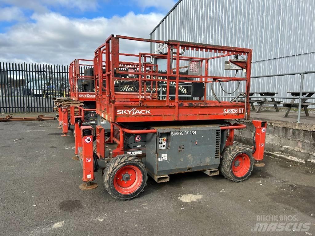 SkyJack SJ 6826 RT Sakselifter