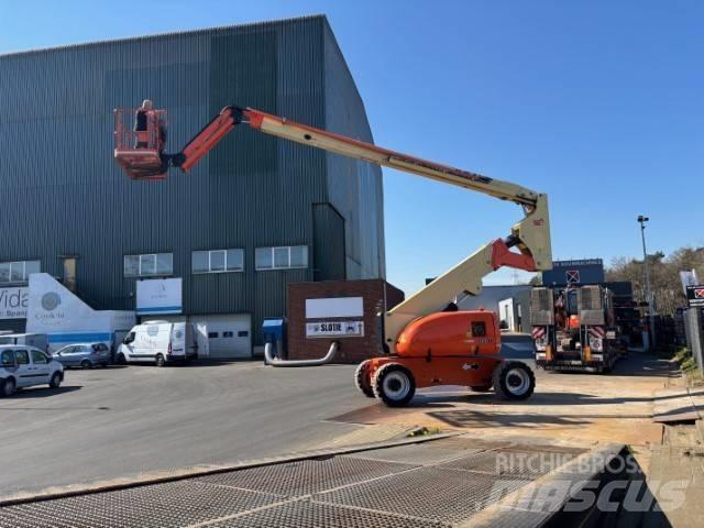 JLG 800 AJ Leddede bomlifter