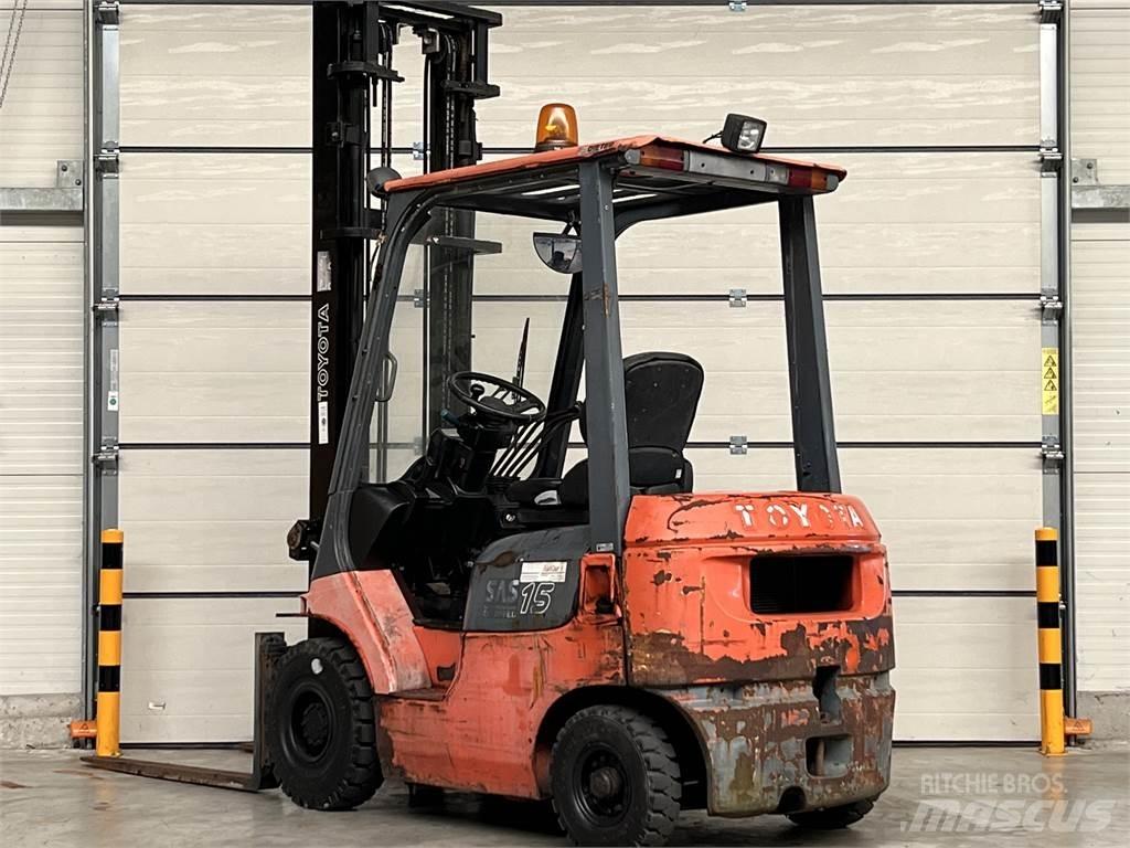 Toyota 02-7FDF15 Diesel Trucker
