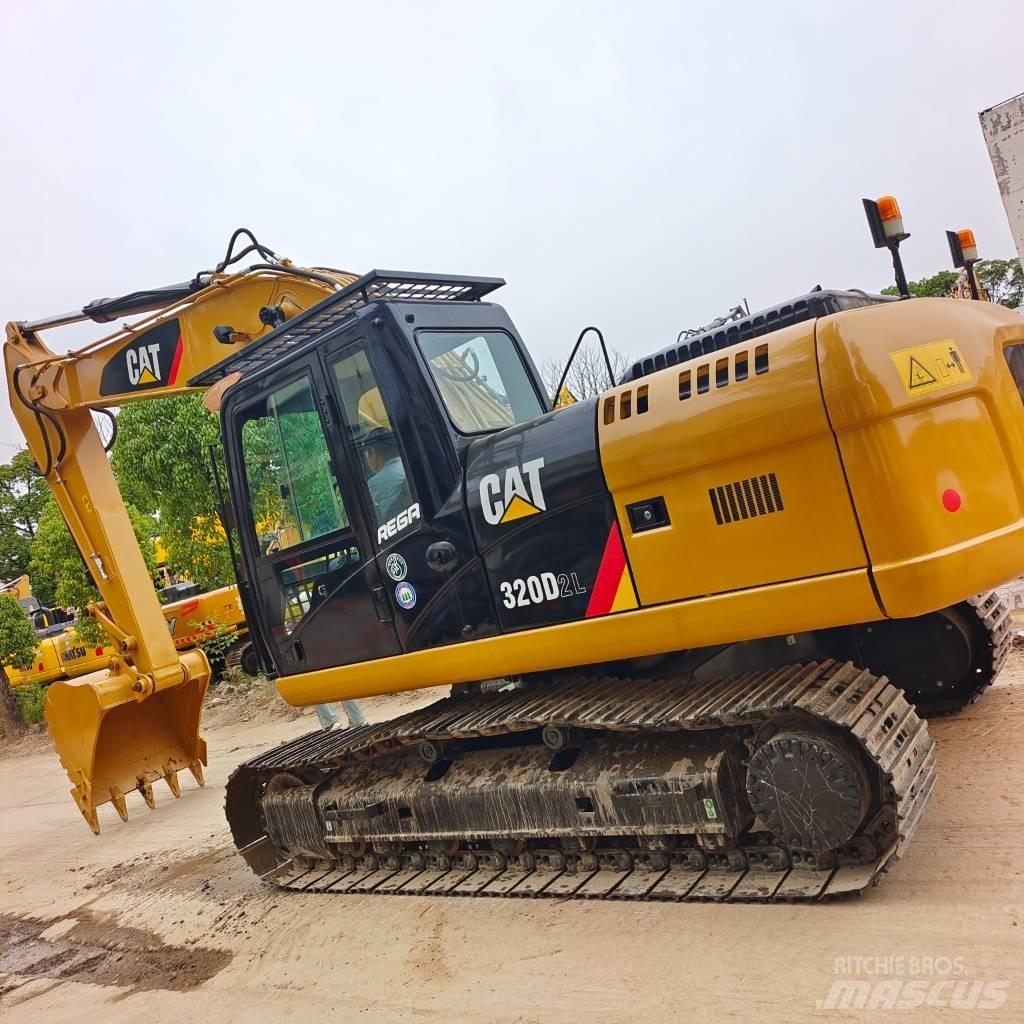 CAT 320 D2L Beltegraver
