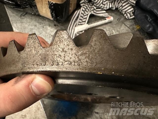 ZF 35:11 Aksler