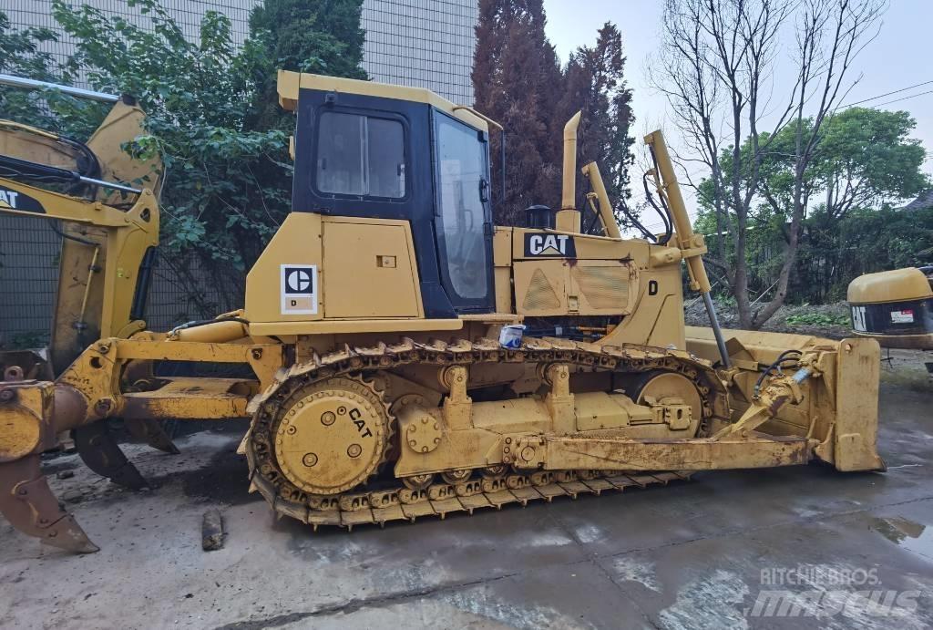 CAT D 7 G Dozere Beltegående