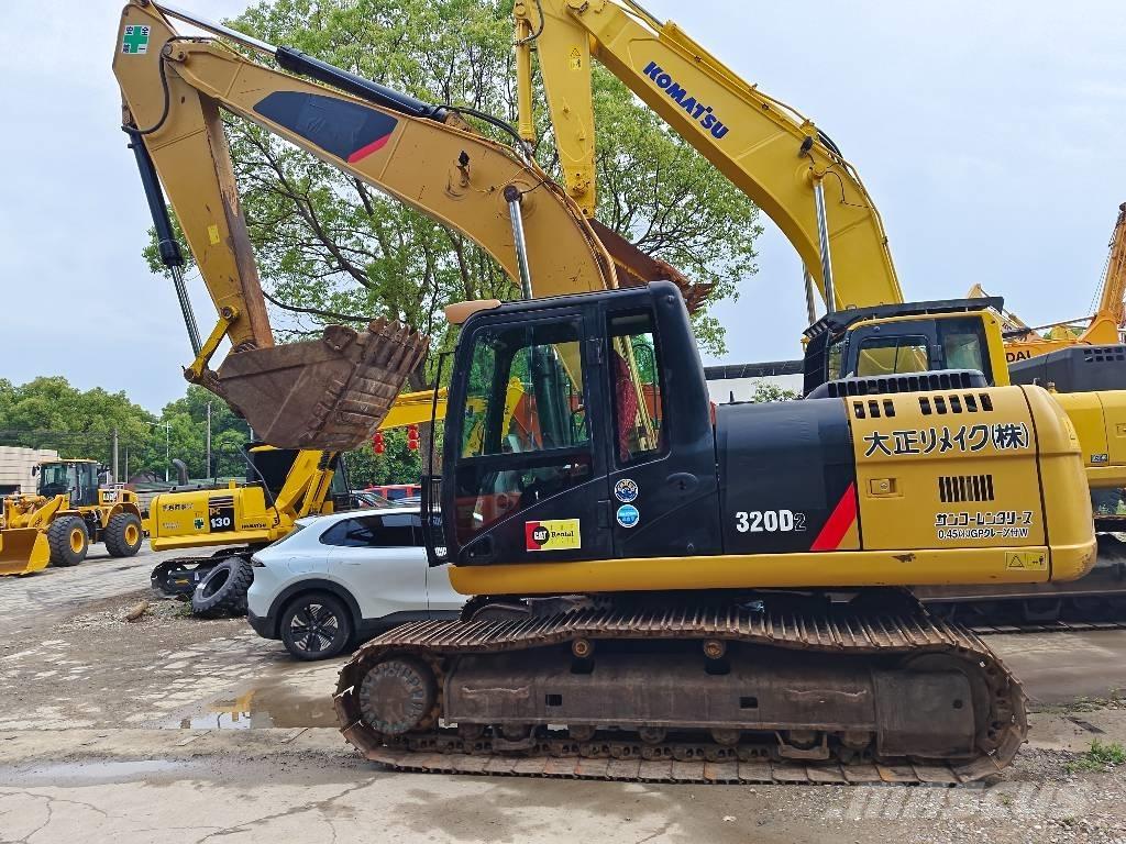 CAT 320 D2 Beltegraver
