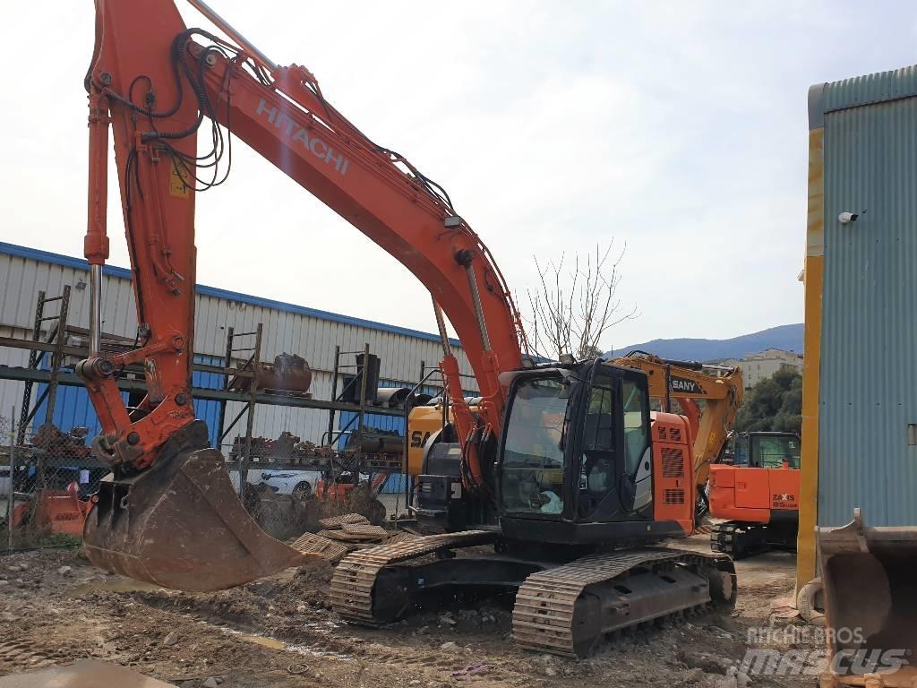 Hitachi ZX225USLC Beltegraver