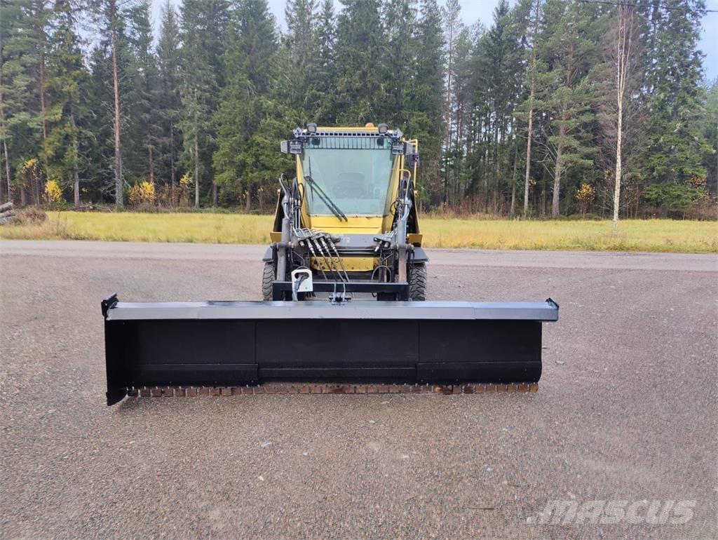 Wille 355 Redskapsbærere