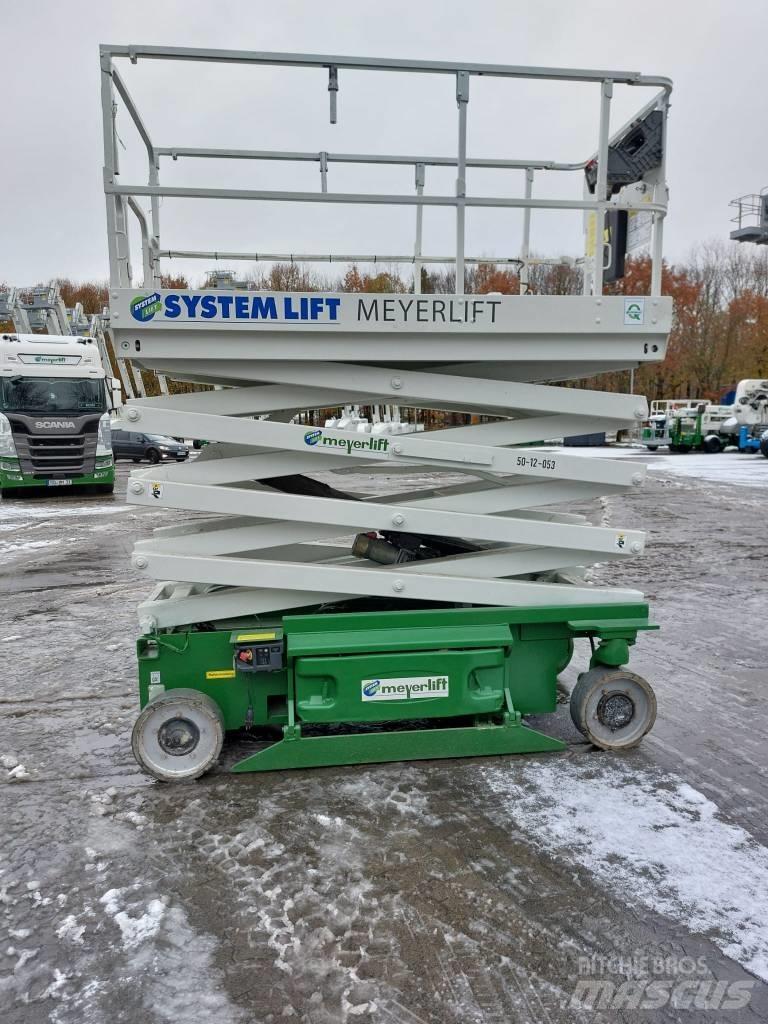 JLG 3246 ES Sakselifter