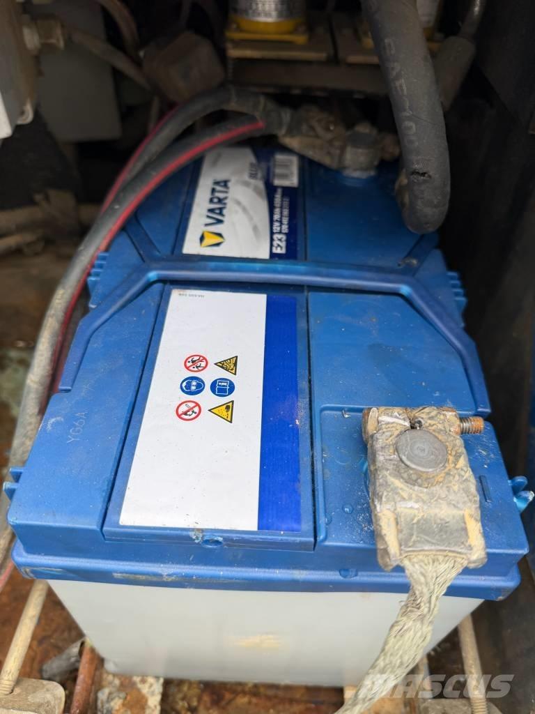 Aichi SR 12 B Teleskop bomlifter