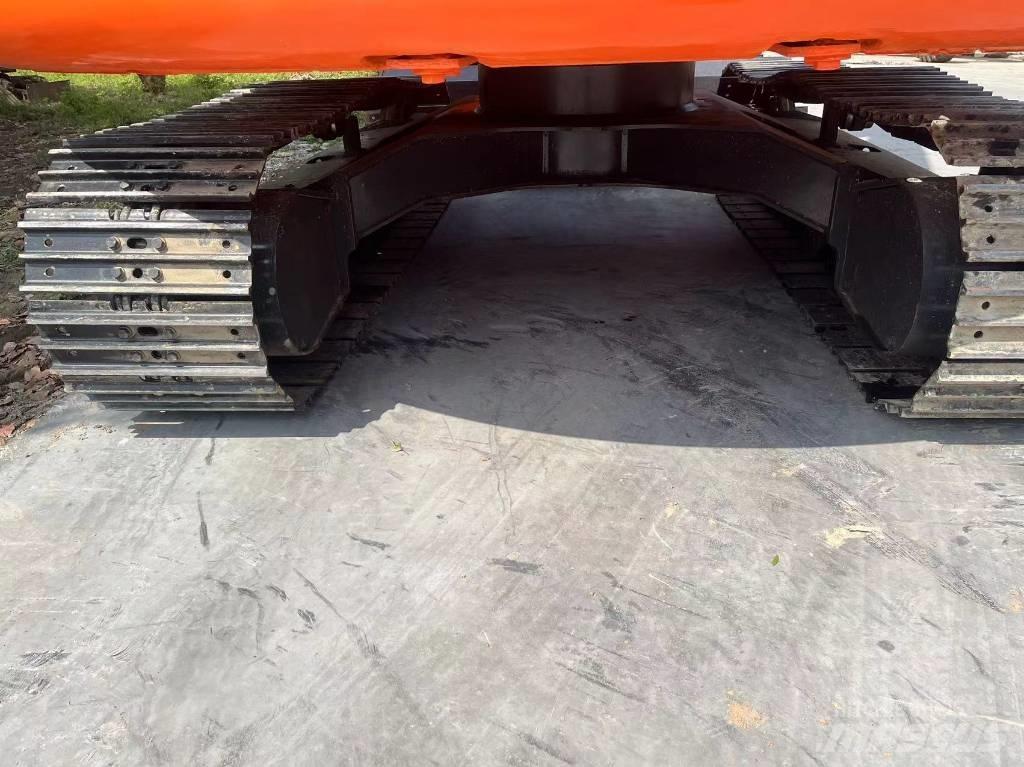 Hitachi ZX 70 Beltegraver