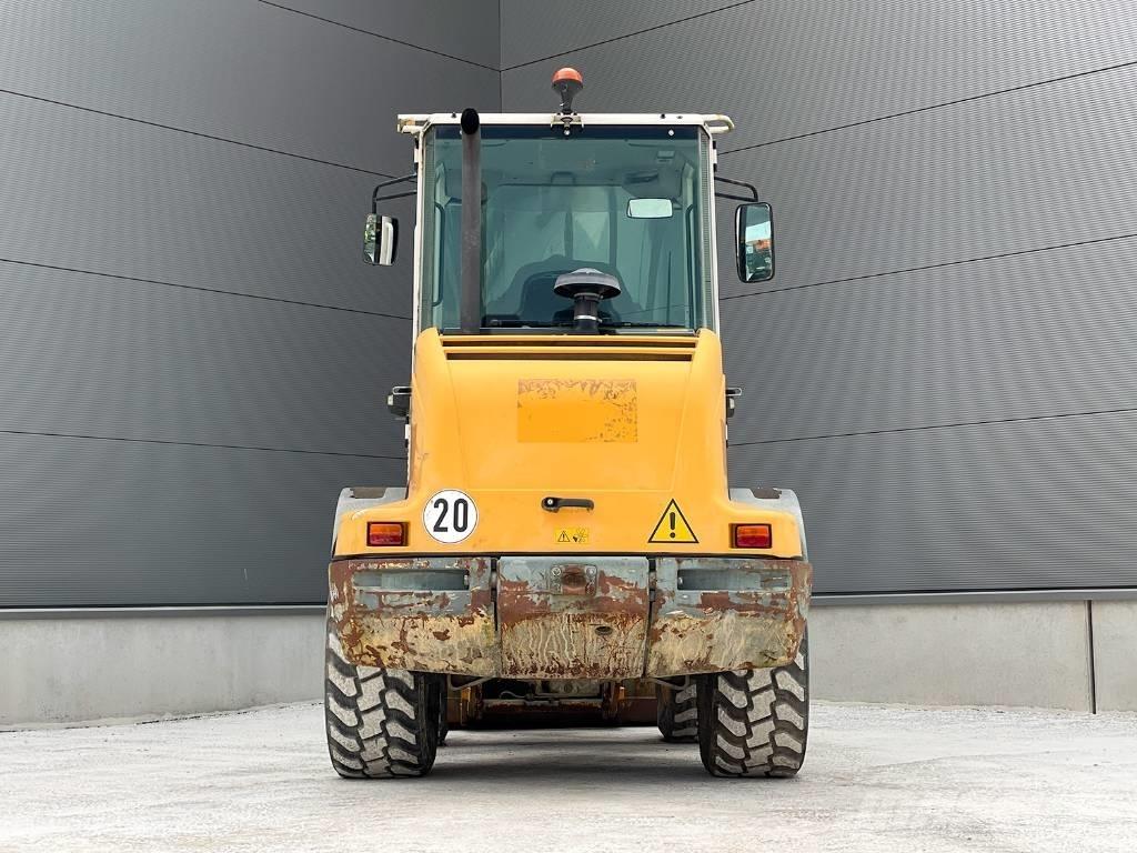 Liebherr L 506 Hjullastere