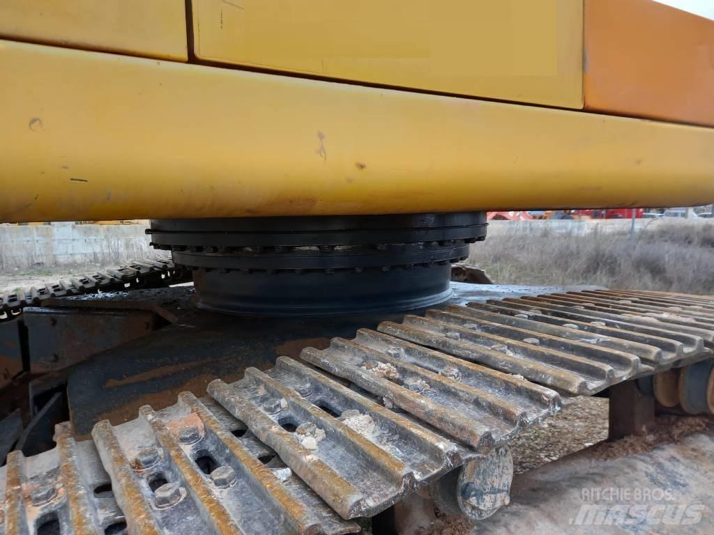 Komatsu PC450LC Beltegraver