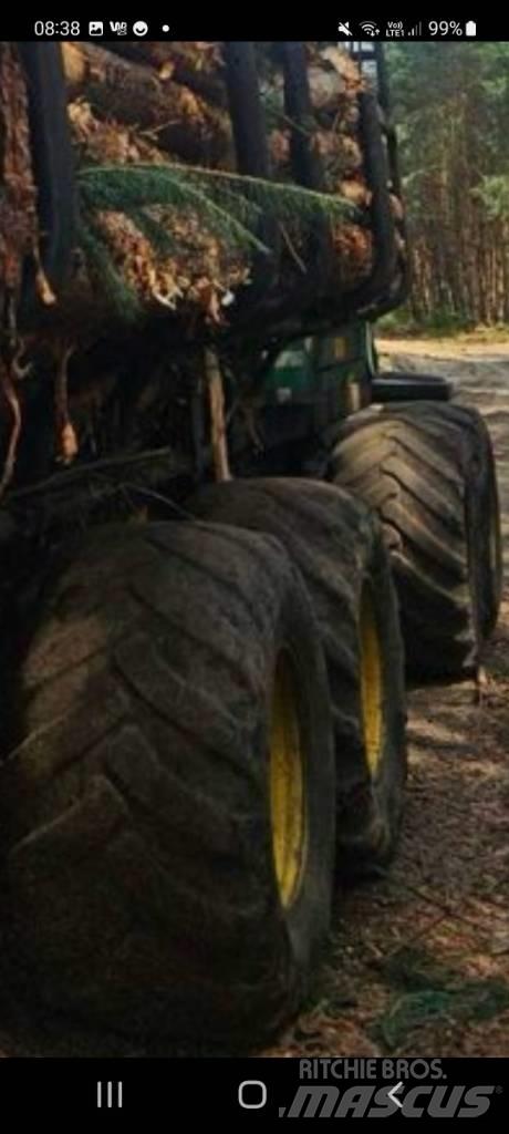 Timberjack 810 B Lassbærere